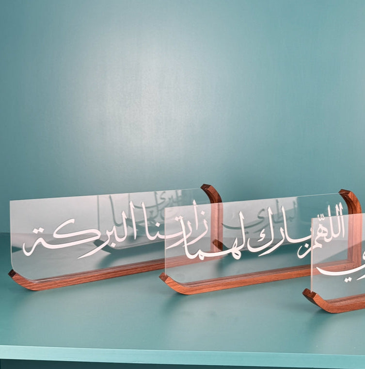 ستاند اكريلك وخشب