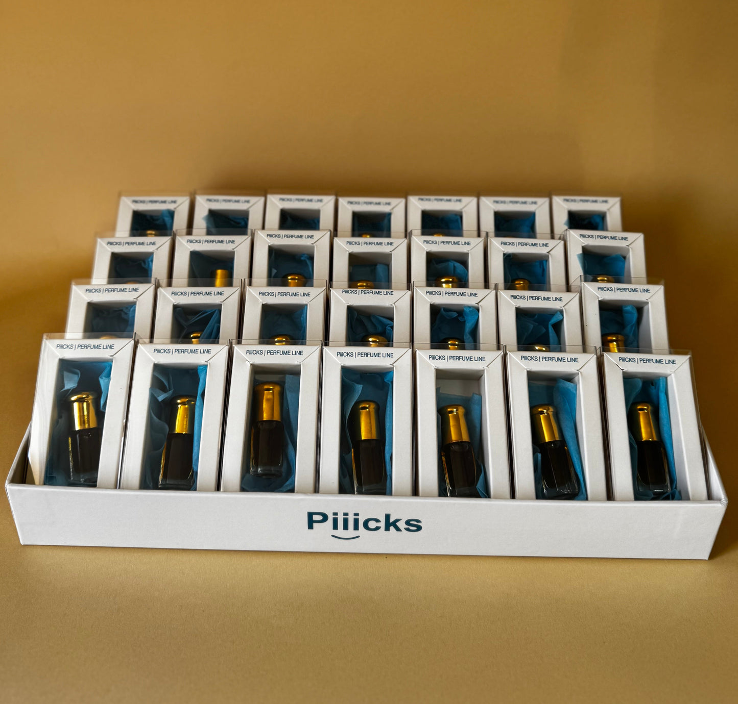 توزيعات مسك و عود (٢٨ او ١٨ حبة )